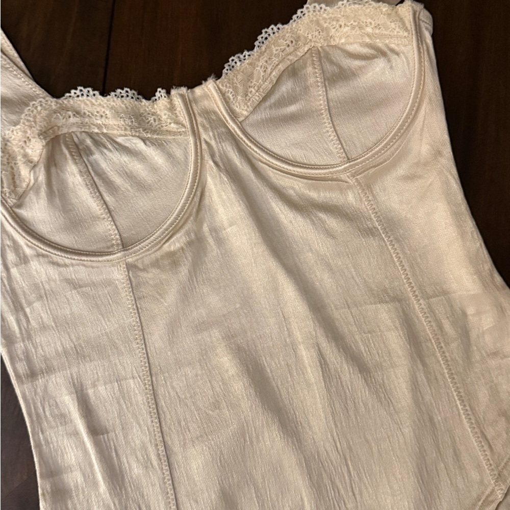 Zara Cream Lace-Trimmed Chemise